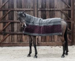 Heavy Fleece Rug - Grey/Burgundy